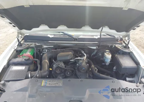 2008 Chevrolet Silverado 1500 Work Truck z USA, uszkodzony, nr VIN 1GCEC14X18Z104269